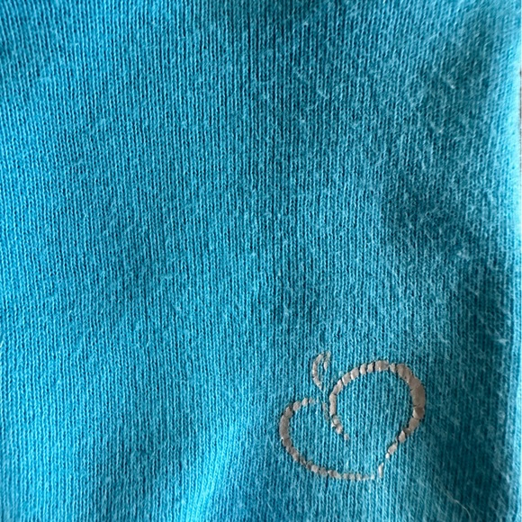 Peaches long sleeved tee. Teal blue. Women’s Medium. - Picture 4 of 8